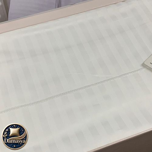 Постільна білизна Maison D`or New Rails White, Універсальний, Європейський, На ґудзиках, 200х220 см 1шт;, 240х260 см 1шт;, 50х70 см 4шт;, Сатин - Страйп, Смуги, Жакардові візерунки, Бавовна 100%, Фірмова упаковка, Туреччина