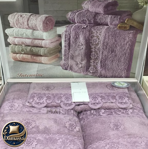 Комплект Полотенец Maison D`or Intensive Lilac, Фиолетовый, Бамбук 100%, С кружевом, Фирменная упаковка, Сет 3шт: 70х140см; 50х100см; 30х50см, Турция